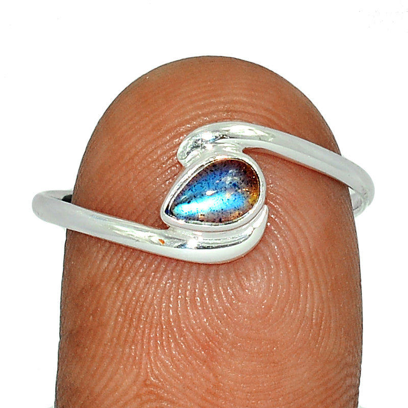 Small Plain - Blue Fire Labradorite Ring - BFLR740