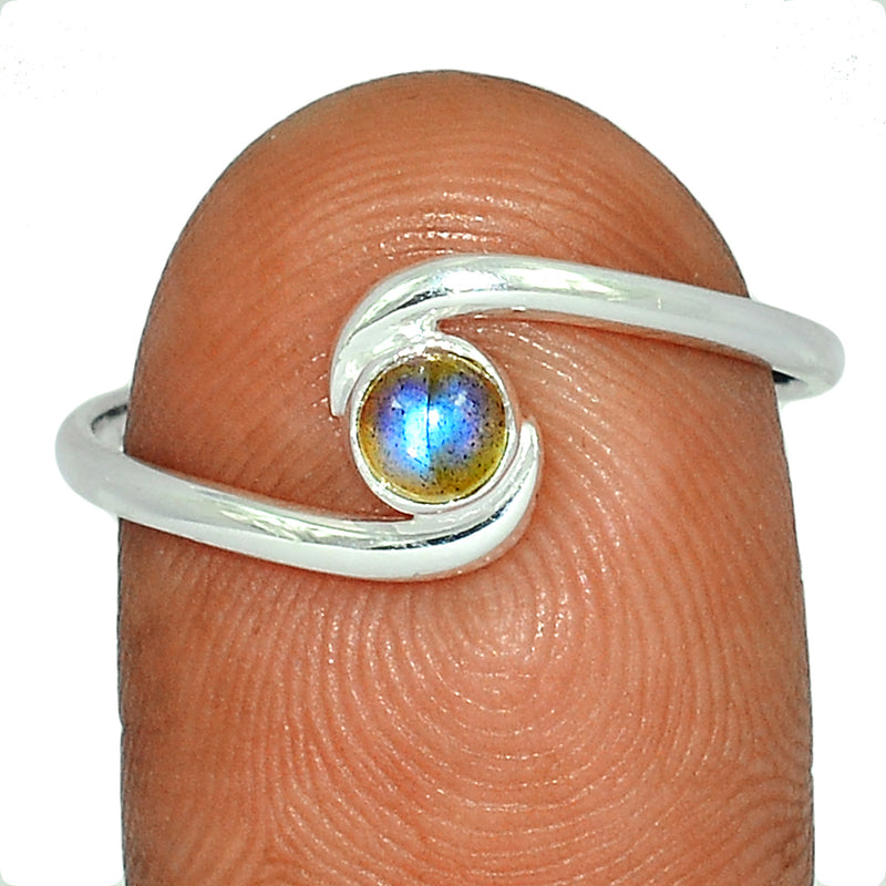 Small Plain Blue Fire Labradorite Ring - BFLR741