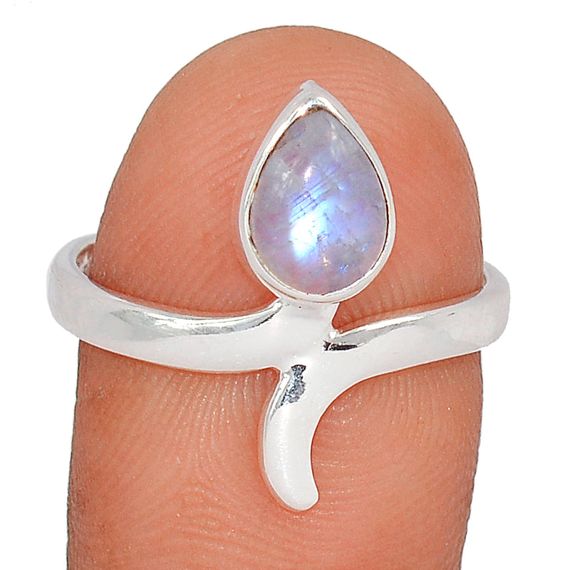 Small Plain - Blue Fire Moonstone Ring - BFMR2347