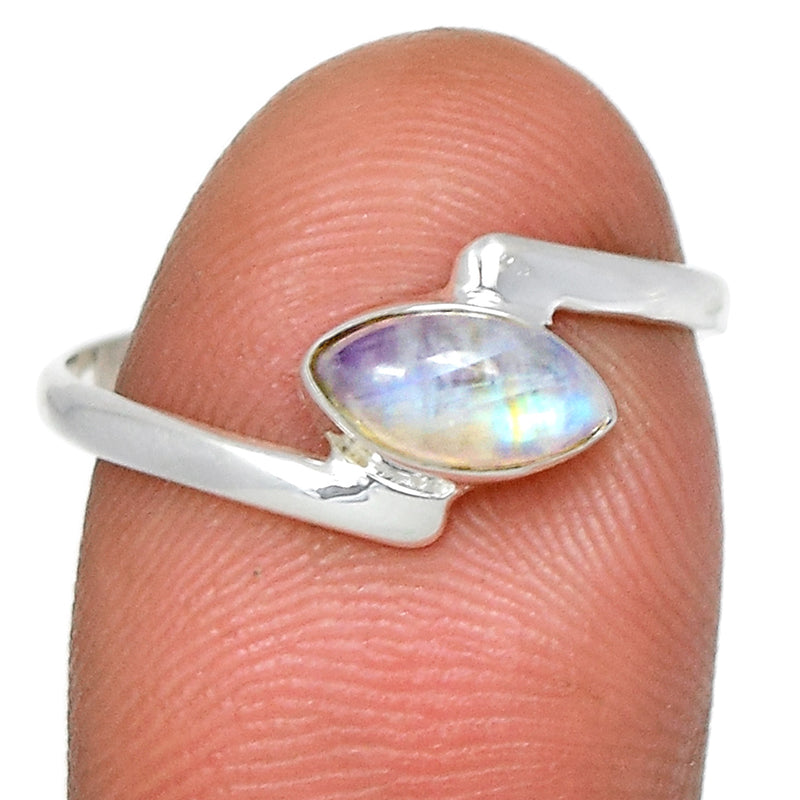 Small Plain - Blue Fire Moonstone Ring - BFMR2668