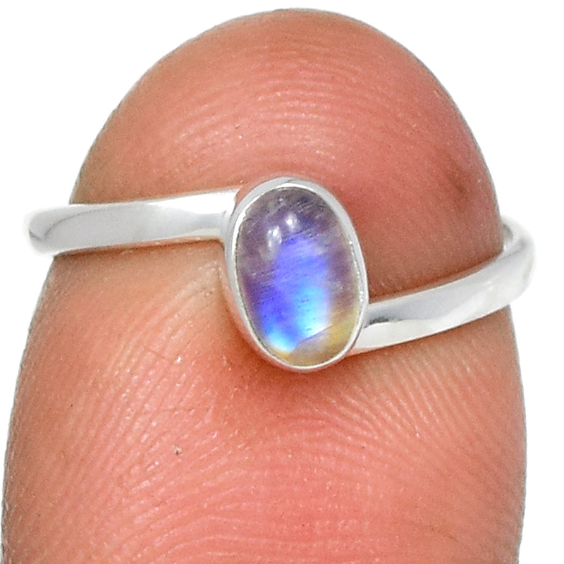 Small Plain - Blue Fire Moonstone Ring - BFMR2674