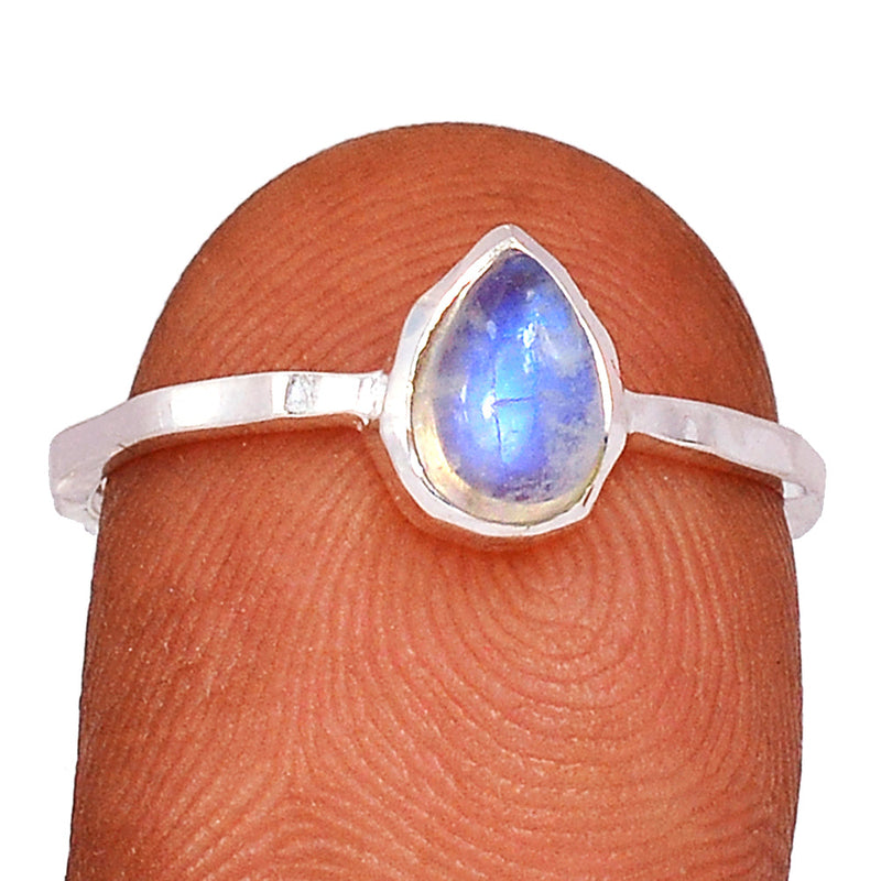 Small Plain - Blue Fire Moonstone Ring - BFMR4326