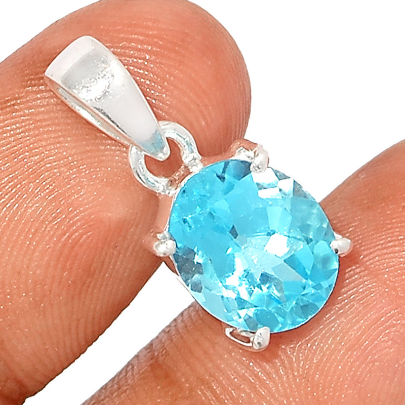 0.8" Claw - Blue Topaz Pendants - BLTP1552