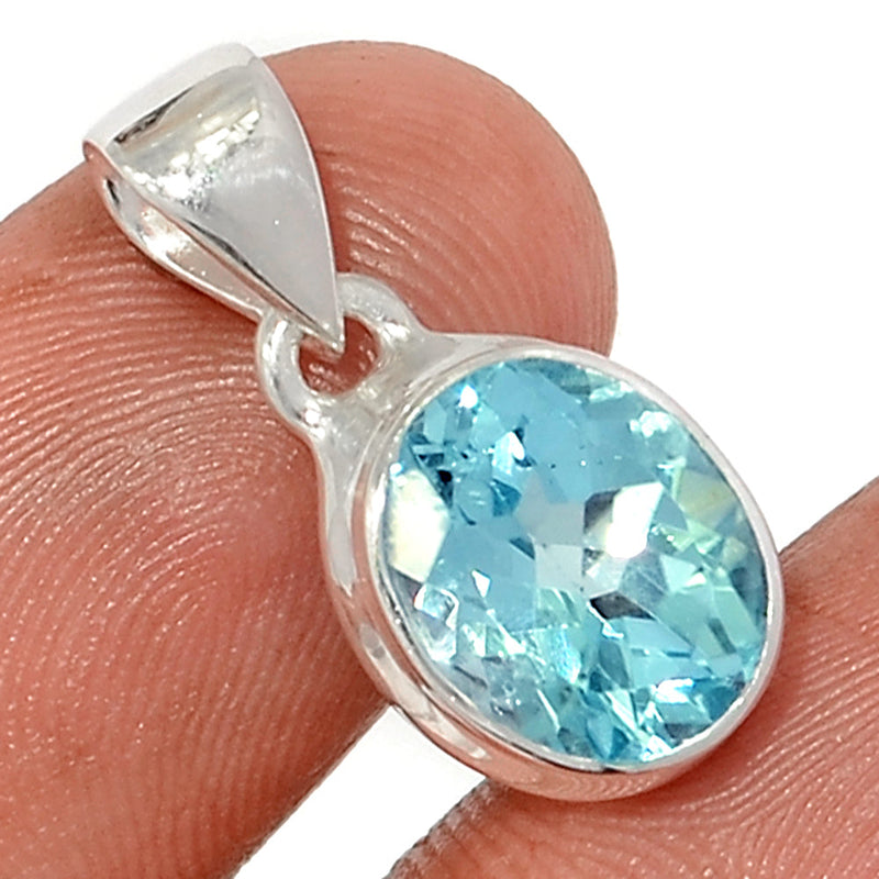 0.8" Blue Topaz Pendants - BLTP1572