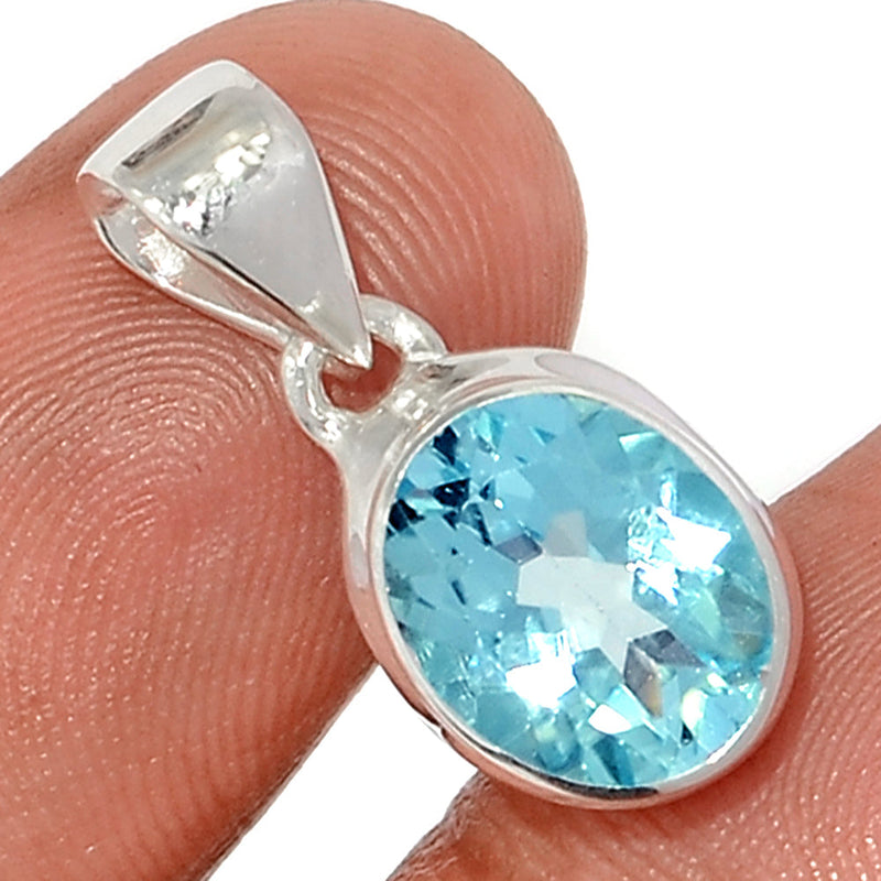 0.8" Blue Topaz Pendants - BLTP1581