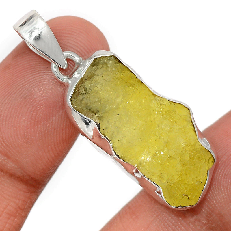 1.5" Brucite Rough Pendants - BRRP320