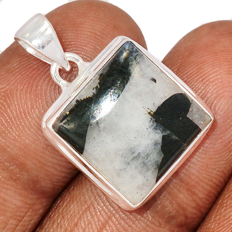 1.1" Black Tourmaline In Quartz Pendants - BTQP84