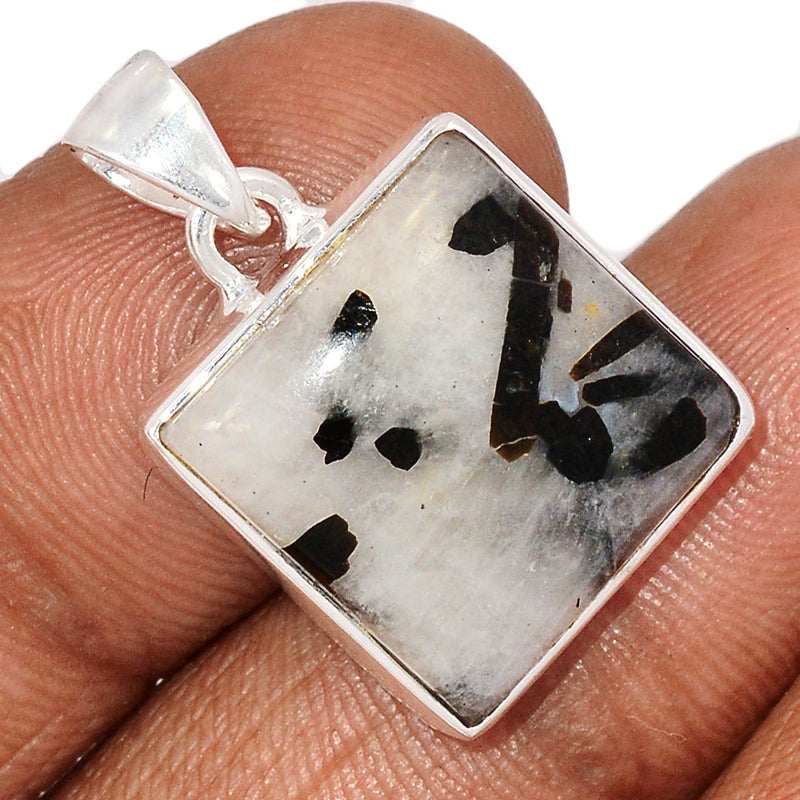 1.1" Black Tourmaline In Quartz Pendants - BTQP96