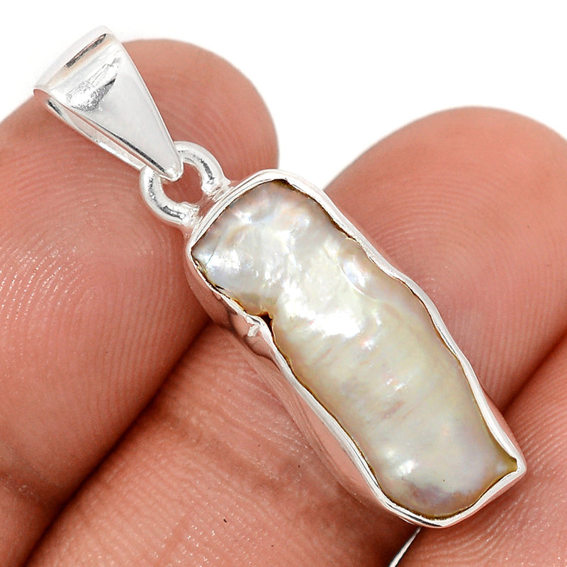 1.3" Biwa Pearl Pendants - BWAP563