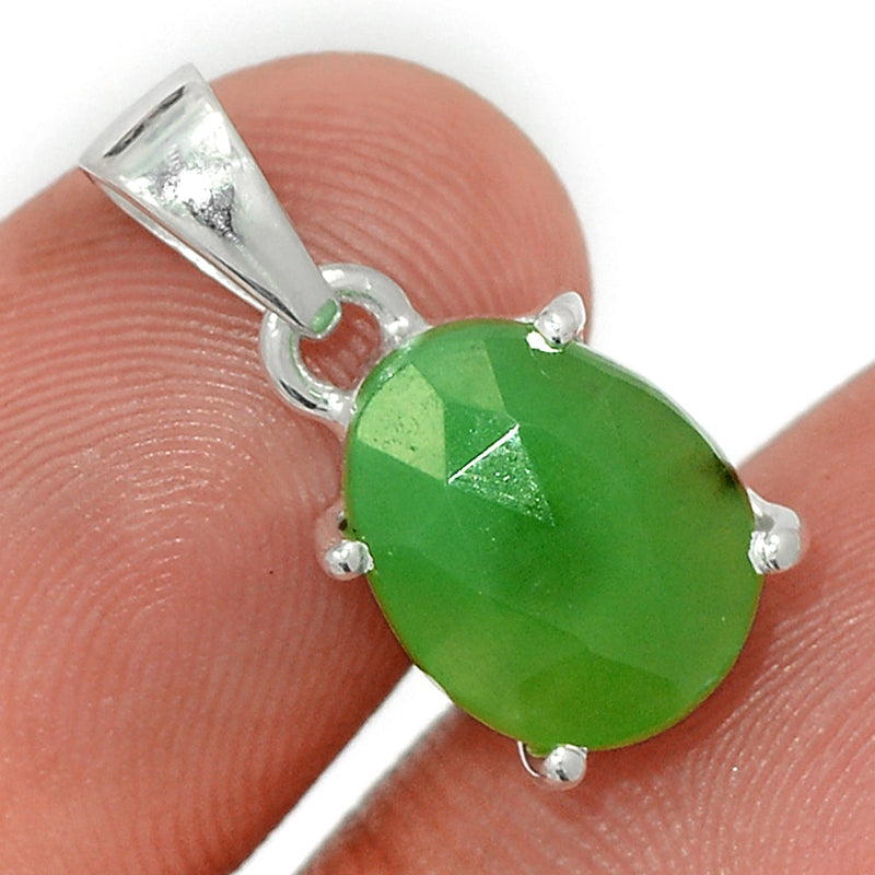 0.8" Claw - Chrysoprase Faceted Pendants - CPFP189