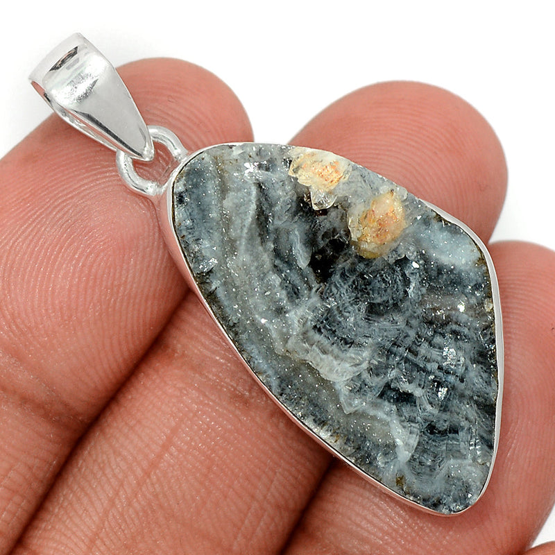 1.7" Desert Druzy Pendants - DRTP211