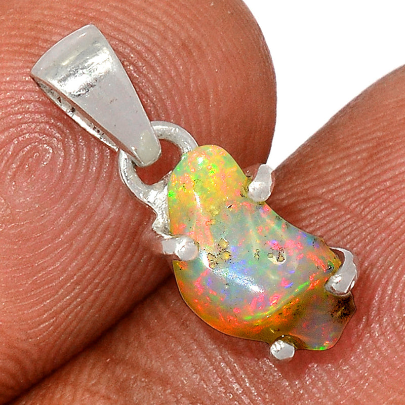 0.7" Claw - Ethiopian Opal Polish Rough Pendants - EPRP935