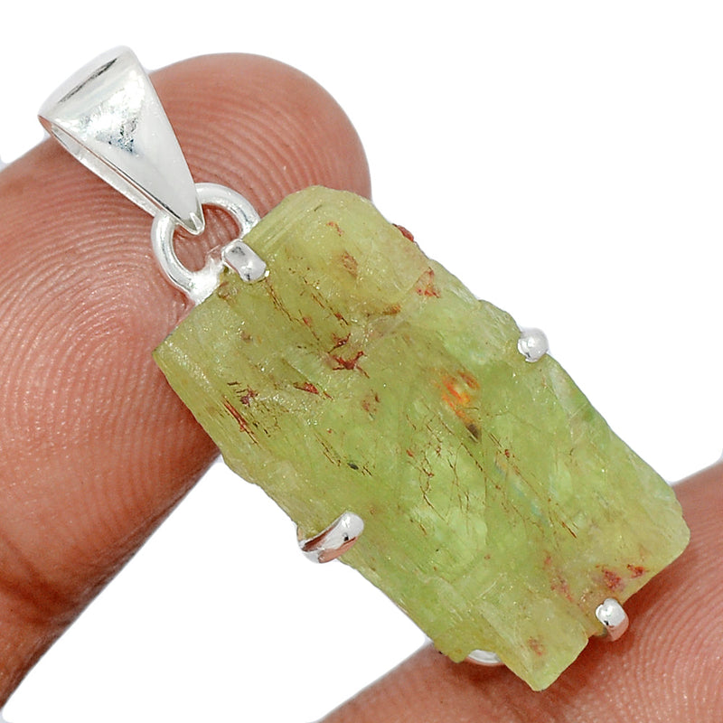 1.3" Claw - Green Kyanite Rough Pendants - GKRP666