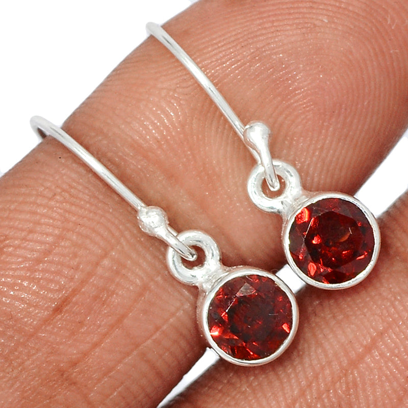 0.8" Garnet Faceted Earrings - GNFE761