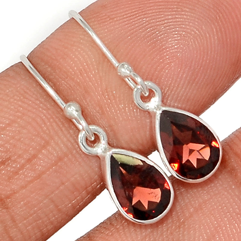 1.1" Garnet Faceted Earrings - GNFE777