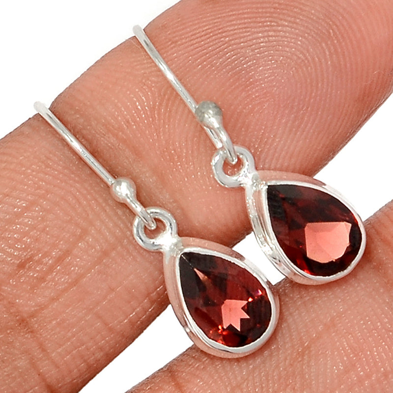 1.1" Garnet Faceted Earrings - GNFE789