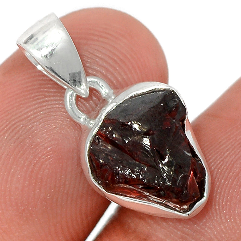 1" Garnet Rough Pendants - GNRP12