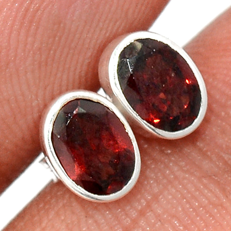 Garnet Faceted Studs - GRFS694