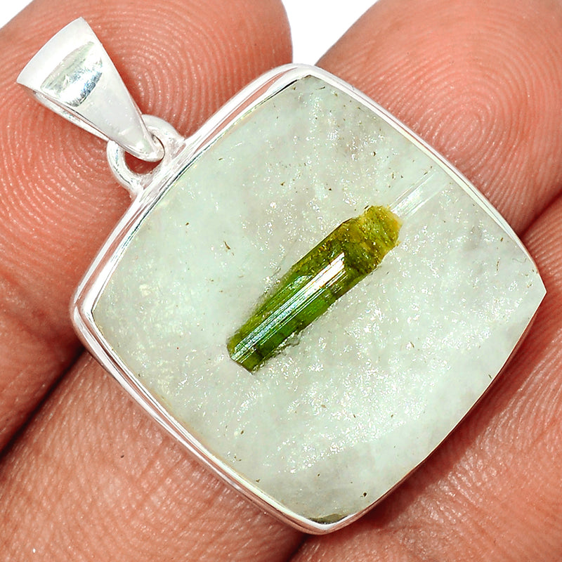 1.3" Green Tourmaline In Quartz Pendants - GEQP225