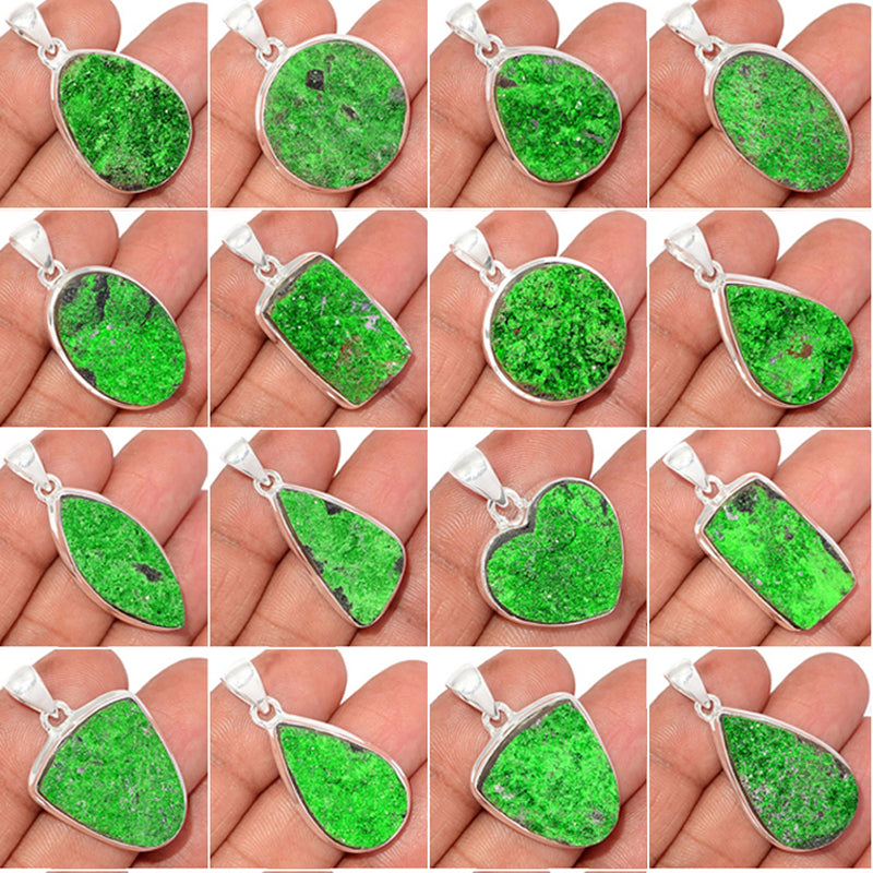 100 Grams Mix Lot - Uvarovite Green Garnet Pendants - GUGGP4