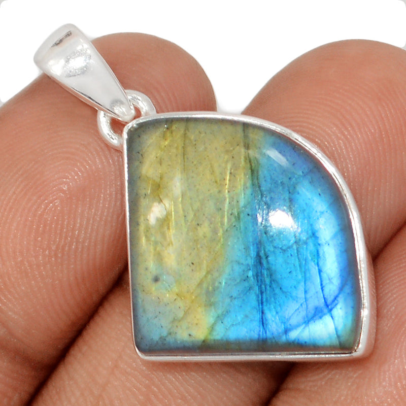 1.3" Multi Fire Labradorite Pendants - MFLP2010