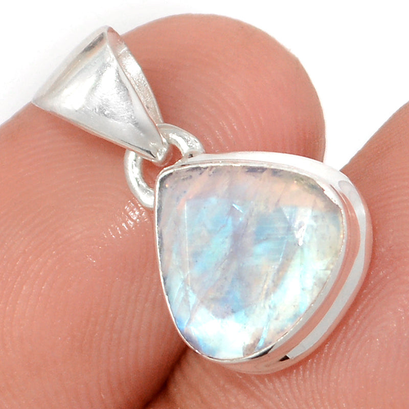 0.8" Rainbow Moonstone Faceted Pendants - MNFP1889