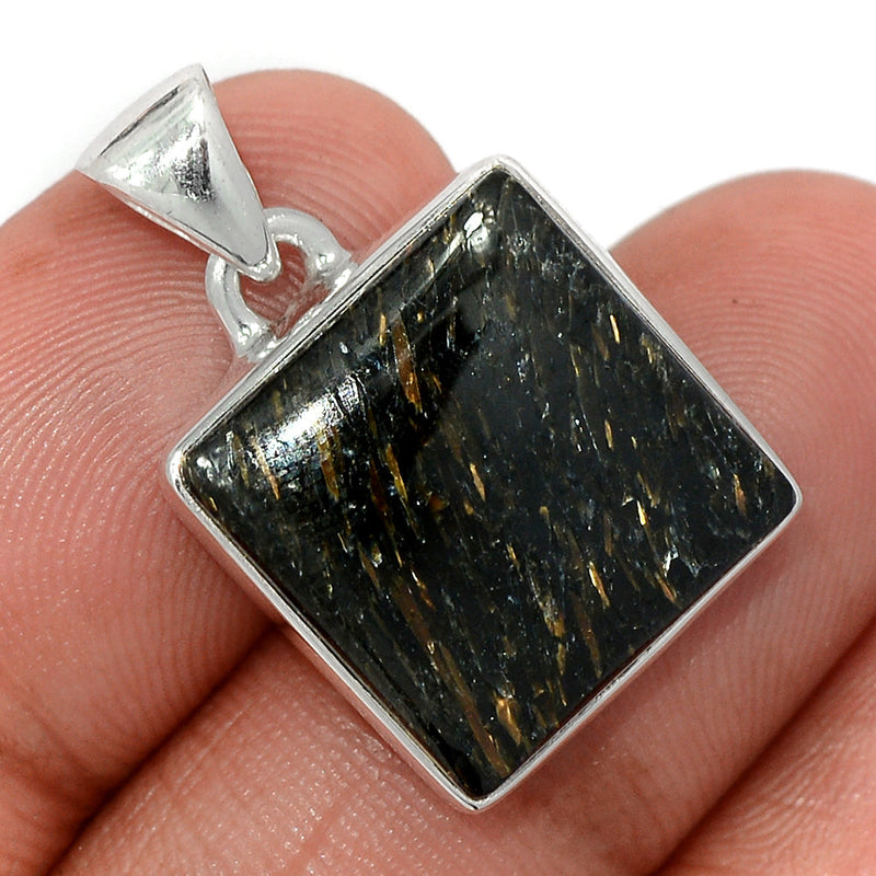 1.1" Nuummite Pendants - NUMP545