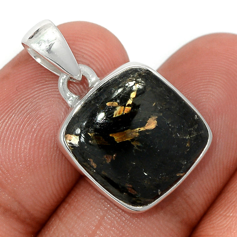 1.1" Nuummite Pendants - NUMP559