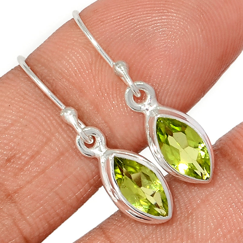 1.1" Peridot Earrings - PDTE392