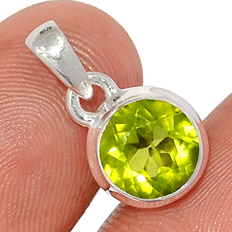 0.7" Peridot Faceted Pendants - PDTP533