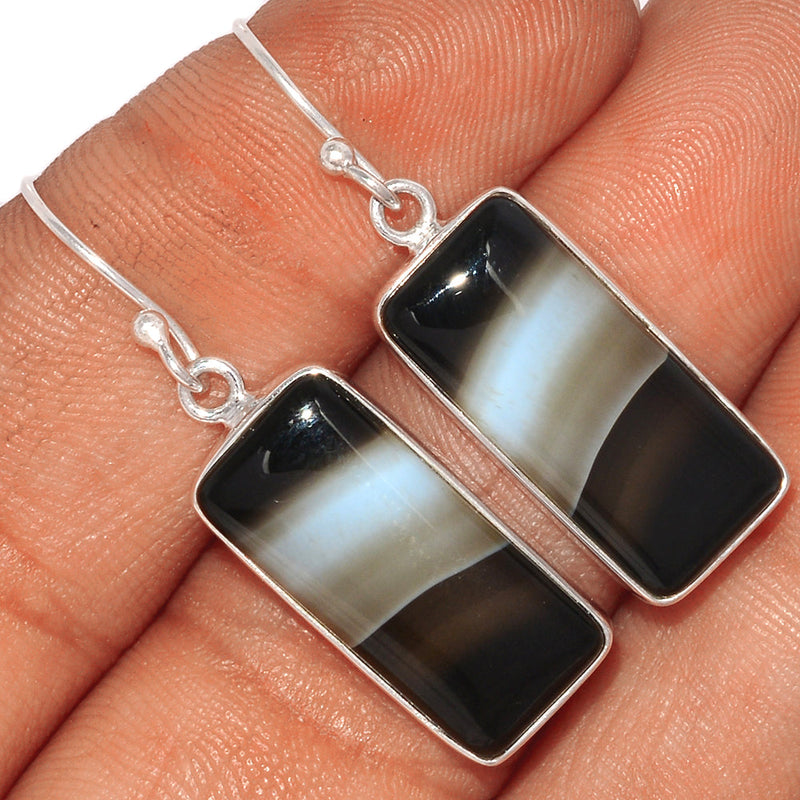 1.6" Black Banded Agate Earrings - BBAE550