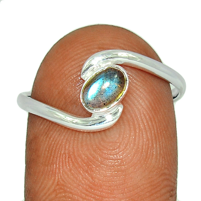 Small Plain - Blue Fire Labradorite Ring - BFLR752