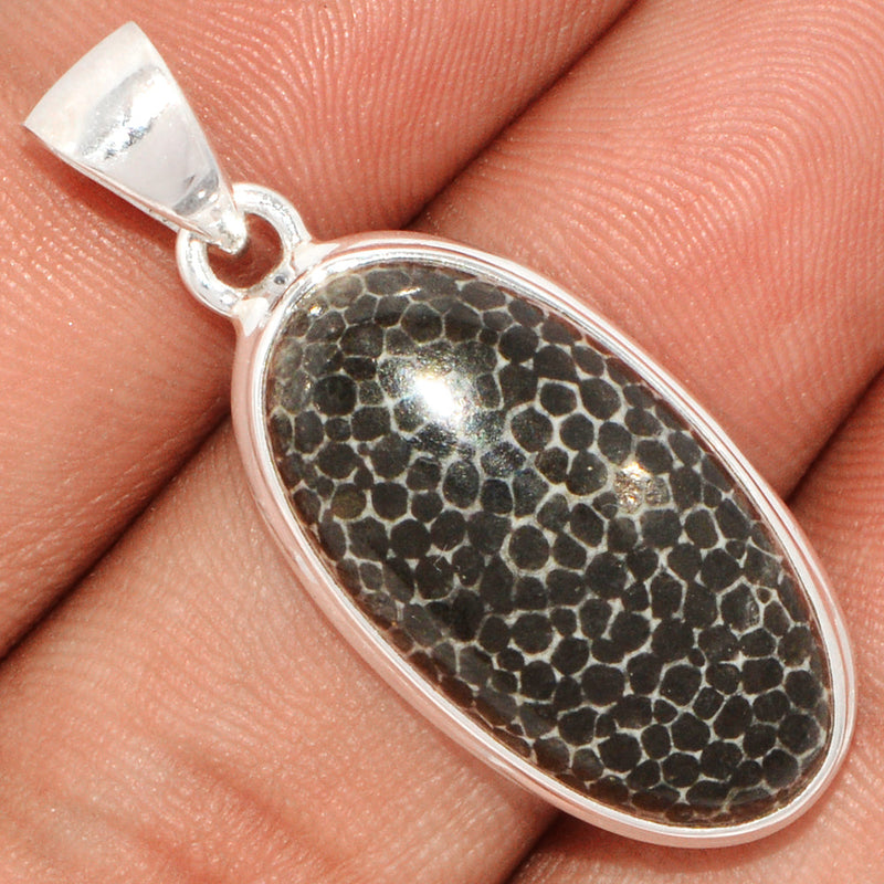 1.5" Black Coral Pendants - BLCP91