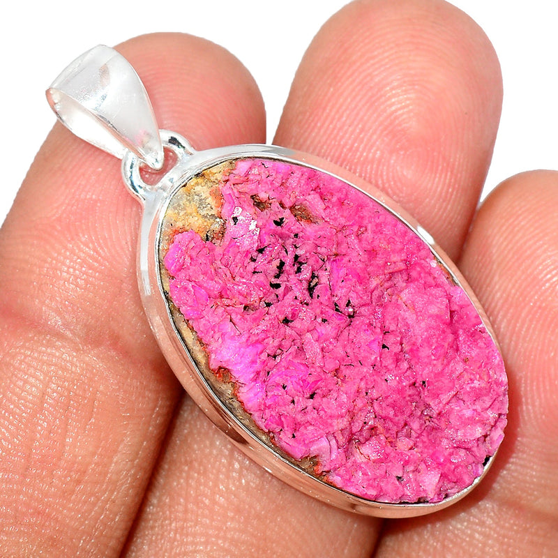 1.6" Cobalt Druzy Pendants - CBDP412