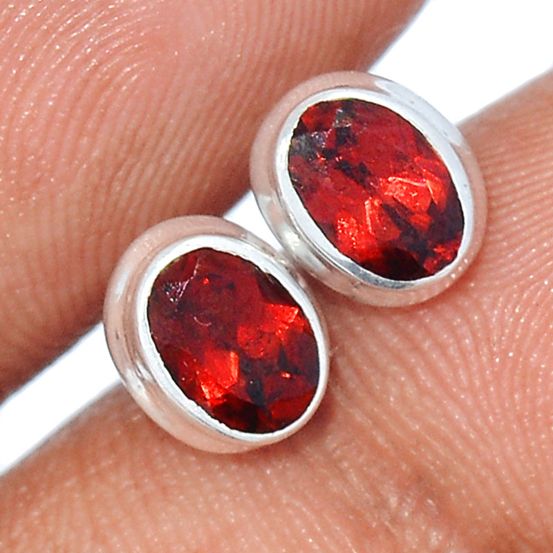 Garnet Faceted Studs - GRFS664