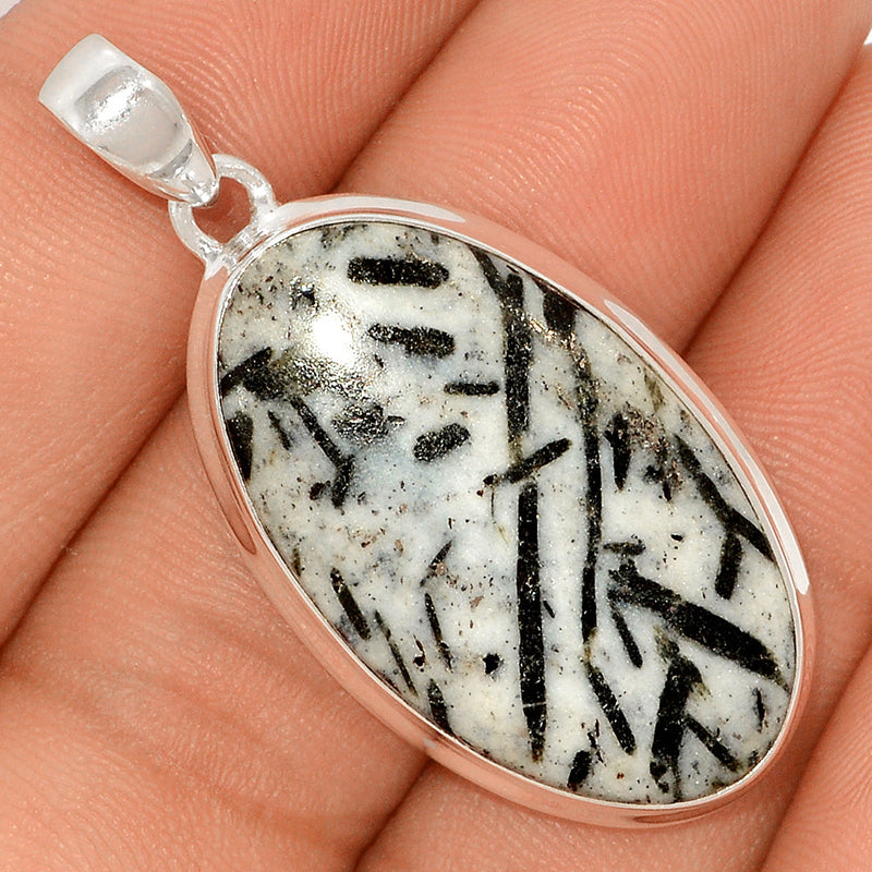 1.7" Hornblende Pendants - HRBP62