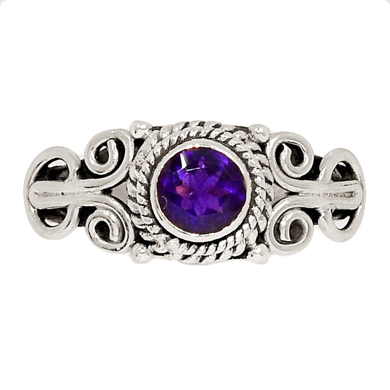 Small Filigree - Iolite Ring - ILTR498