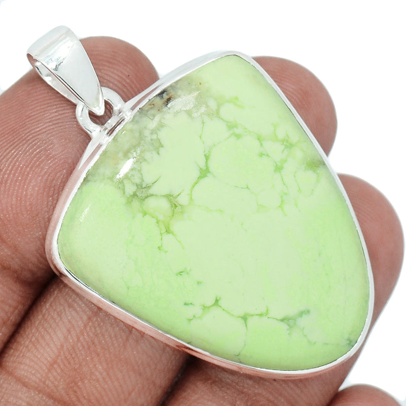 1.8" Citron Chrysoprase From Mint Chrysoprase Pendants - LMCP287