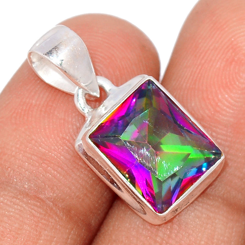 0.8" Mystic Topaz Pendants - MYSP675