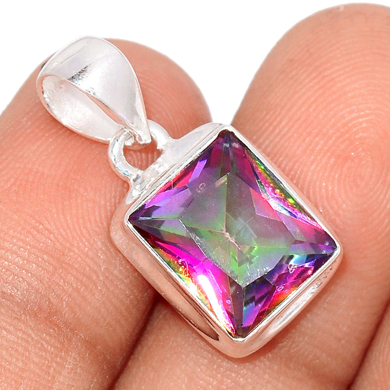 0.8" Mystic Topaz Pendants - MYSP678