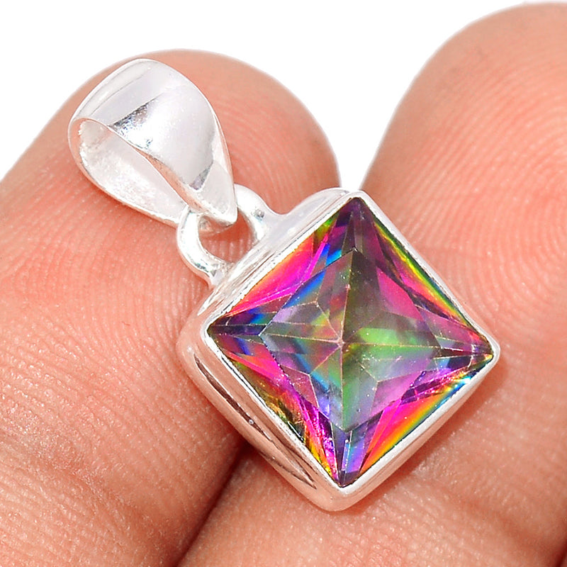 0.8" Mystic Topaz Pendants - MYSP694