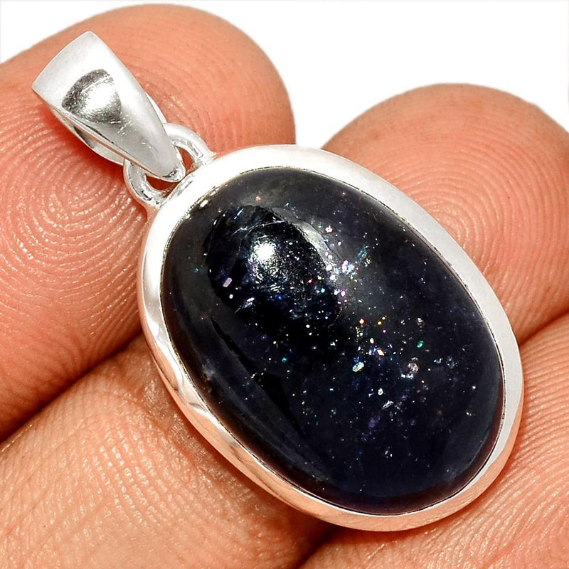 1.3" Sunstone In Iolite Pendants - SSIP435