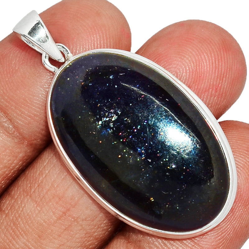 1.8" Sunstone In Iolite Pendants - SSIP584