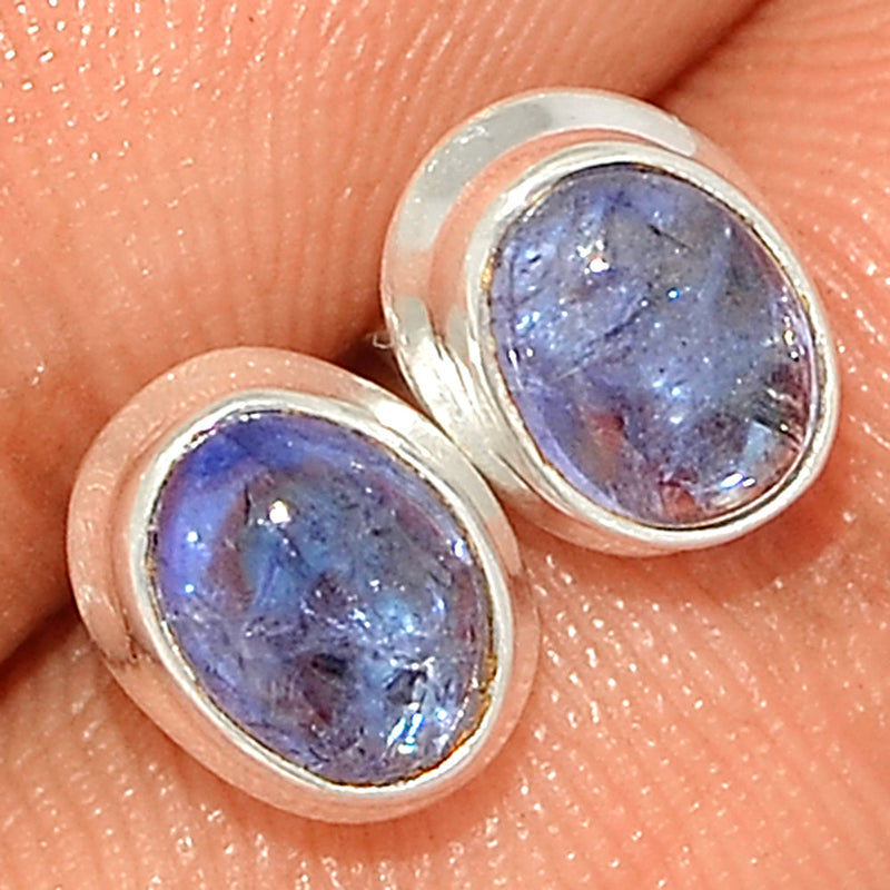 Tanzanite Cabochon Studs - TNZS210